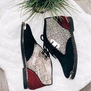 •VERY VOLATILE• Stud Patterned Lace Up Ankle Boots